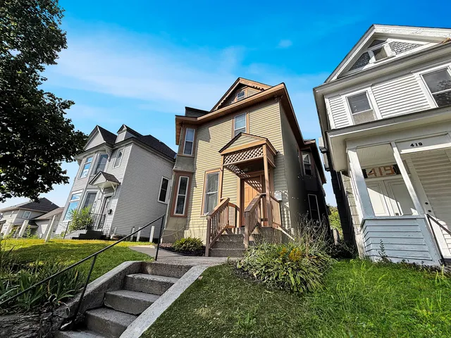 $300,000 | 417 Mt Ida Street, St. Paul, MN 55130