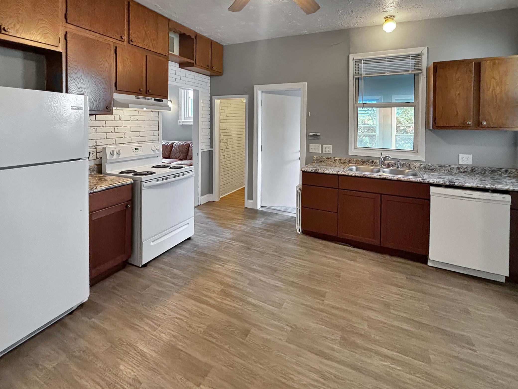 417 Mt Ida Street St. Paul, MN 55130 - Photo 9 of 40