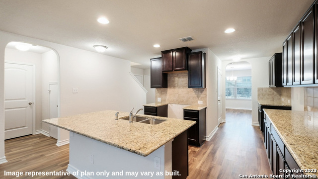 12627 Azopardo Converse, TX 78109 - Photo 5 of 30