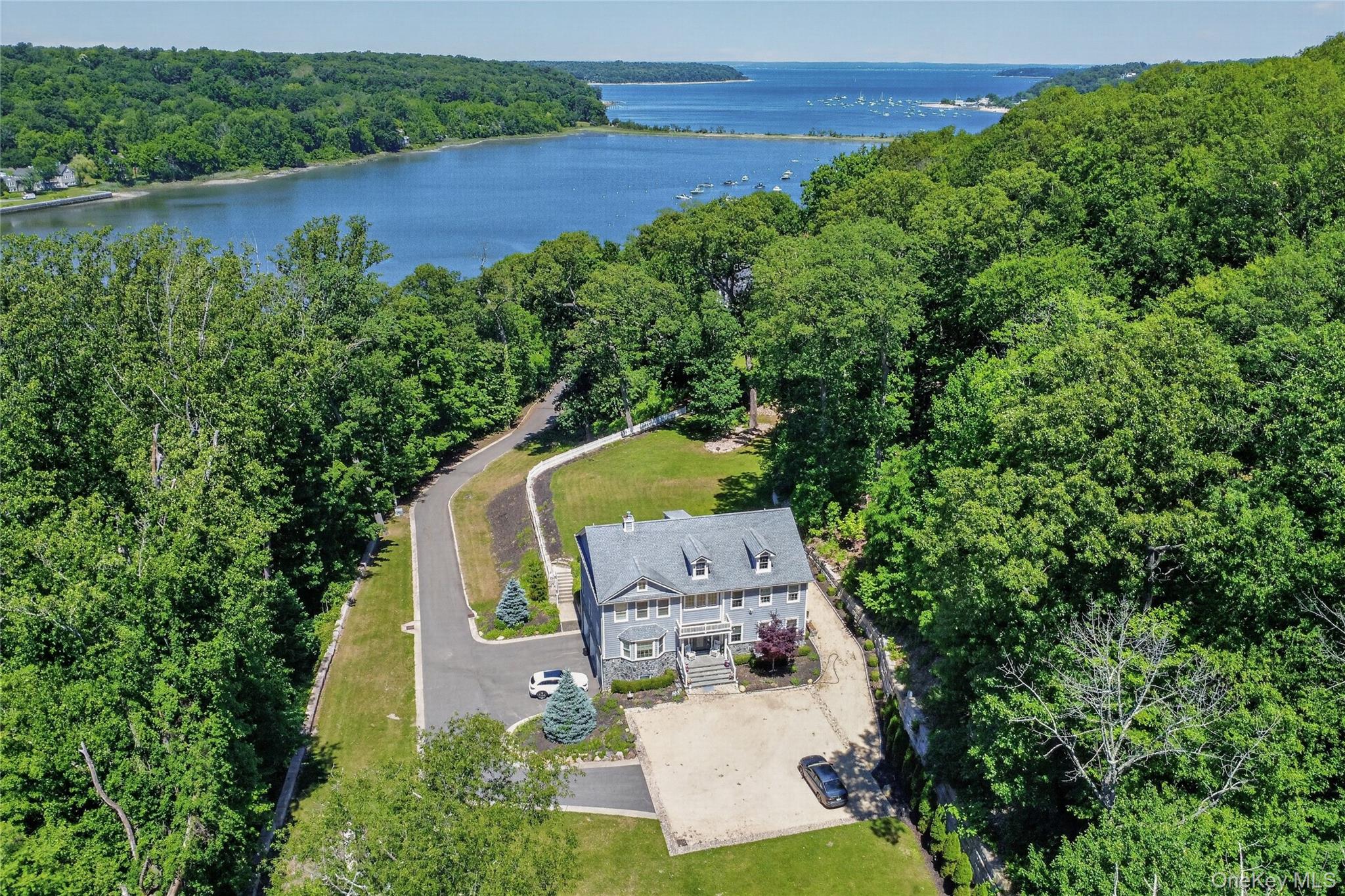 261 Harbor Road Cold Spring Harbor, NY 11724 - Photo 39 of 43