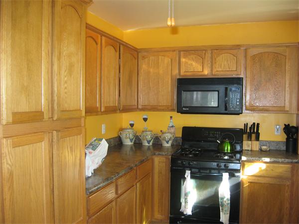1194 Newhall Street Fall River, MA 02721 - Photo 4 of 14 Gallery Image 4
