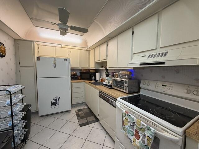 8050 West McNab Road, Unit 203 Tamarac, FL 33321 - Photo 6 of 30 Concord 8