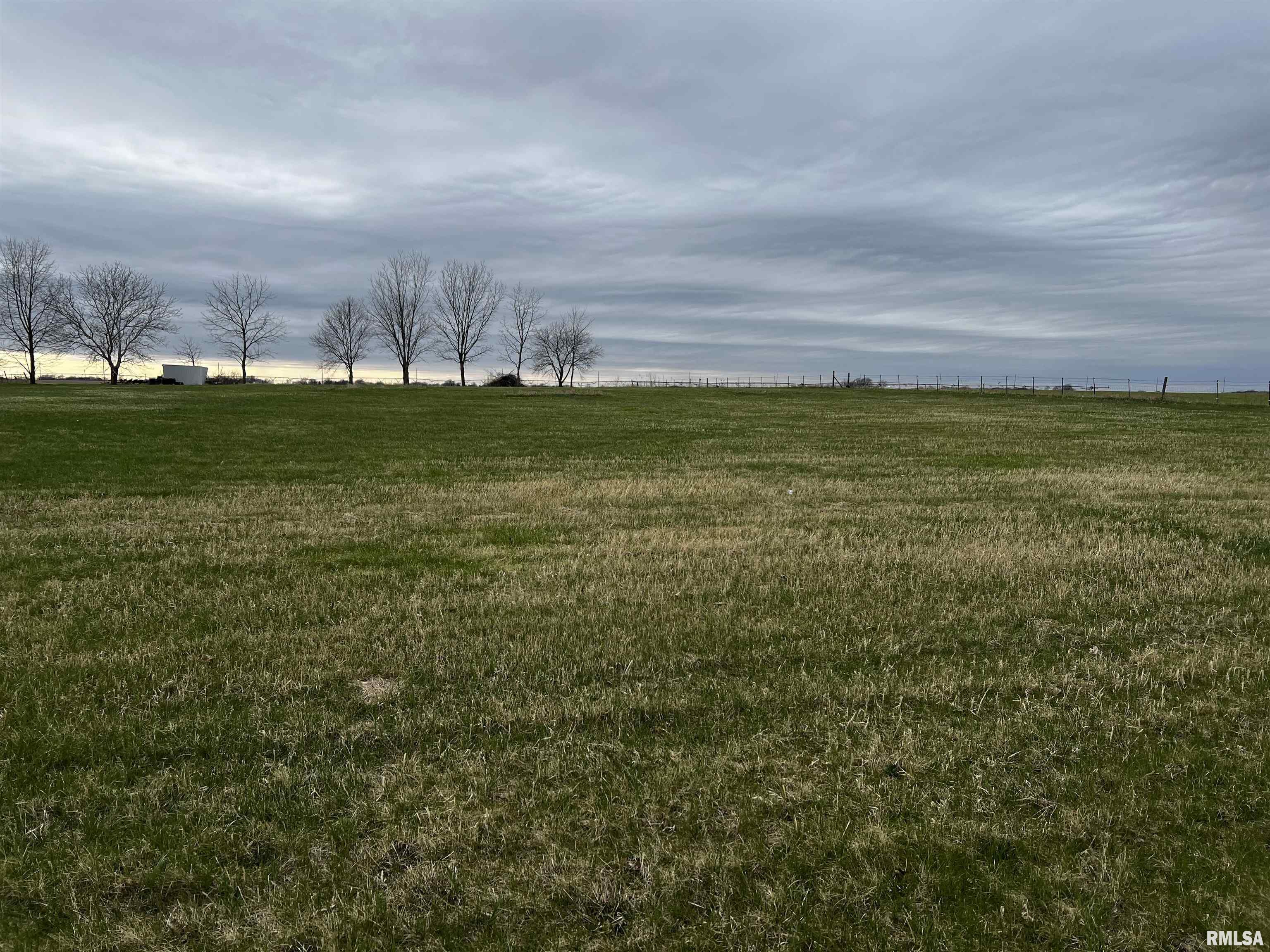 11179 Wagonseller Road Pekin, IL 61554 - Photo 2 of 5