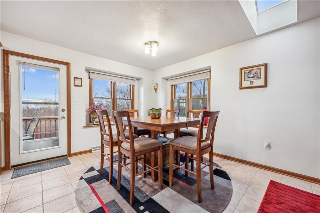2334 South Ridge Drive Hidden Valley, PA 15502 - Photo 8 of 36 Gallery Image 8