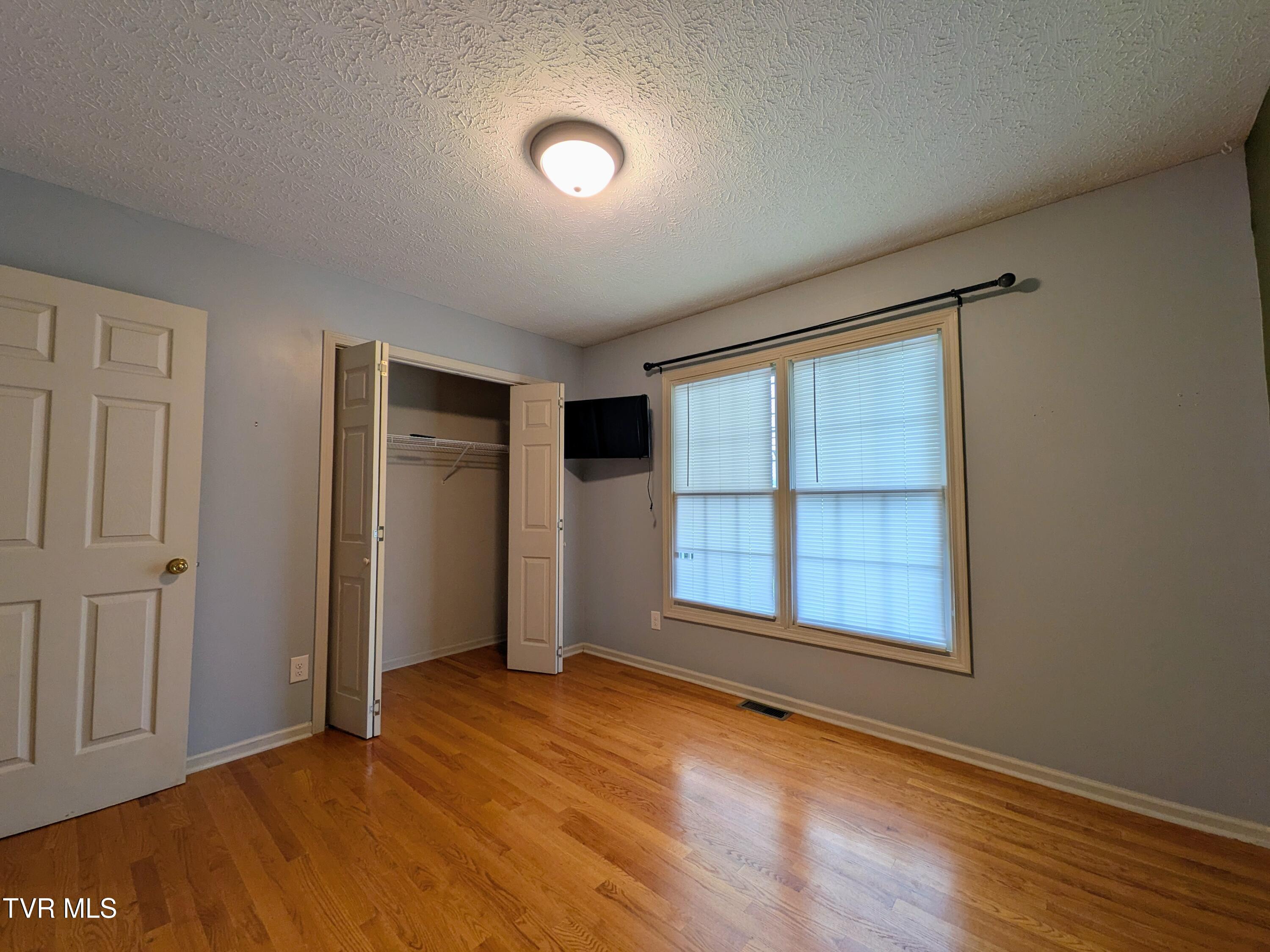 113 Nave Hollow Road Elizabethton, TN 37643 - Photo 36 of 91 Bedroom2(3)