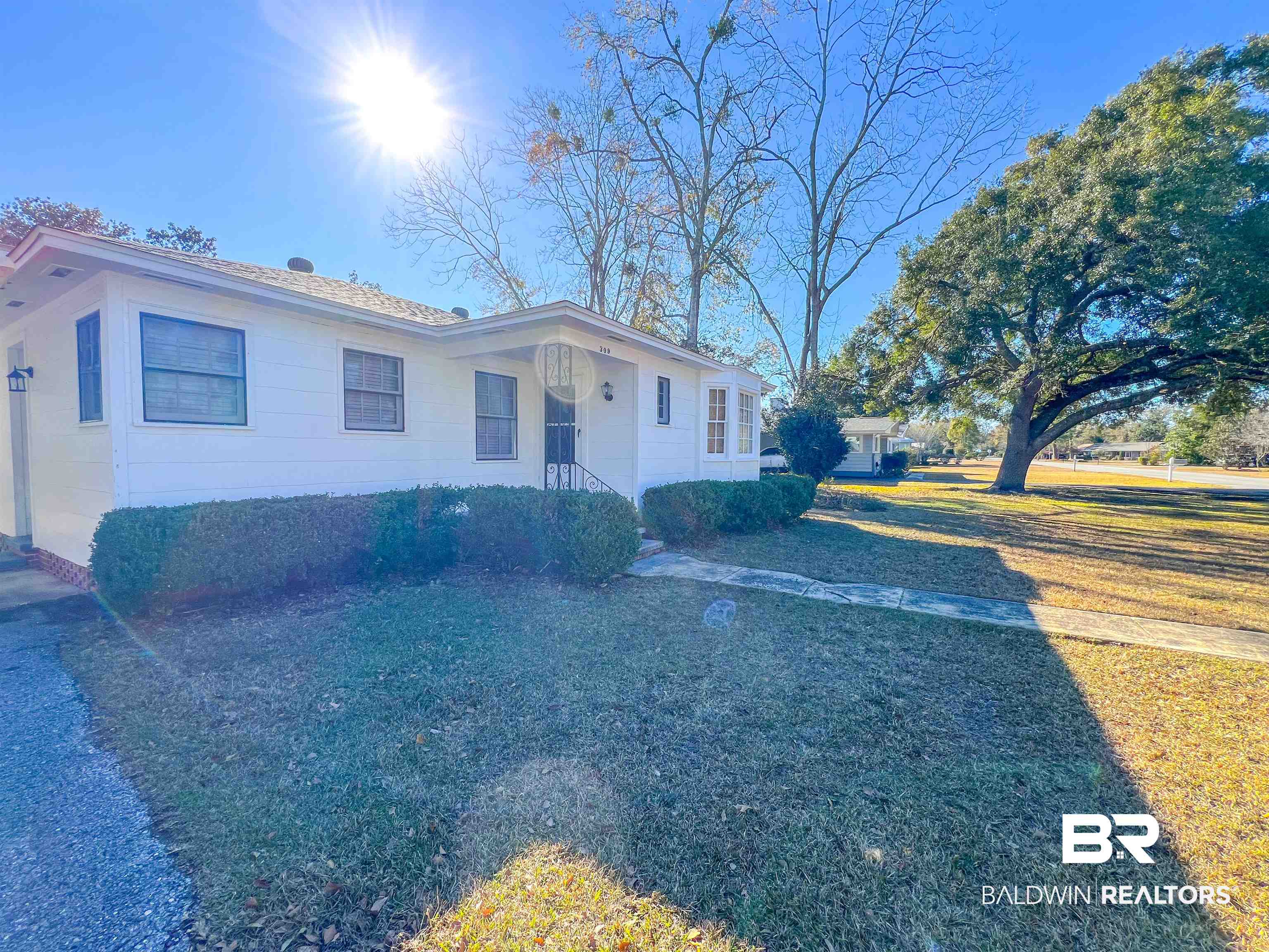 309 West Marigold Avenue Foley, AL 36535 - Photo 3 of 39