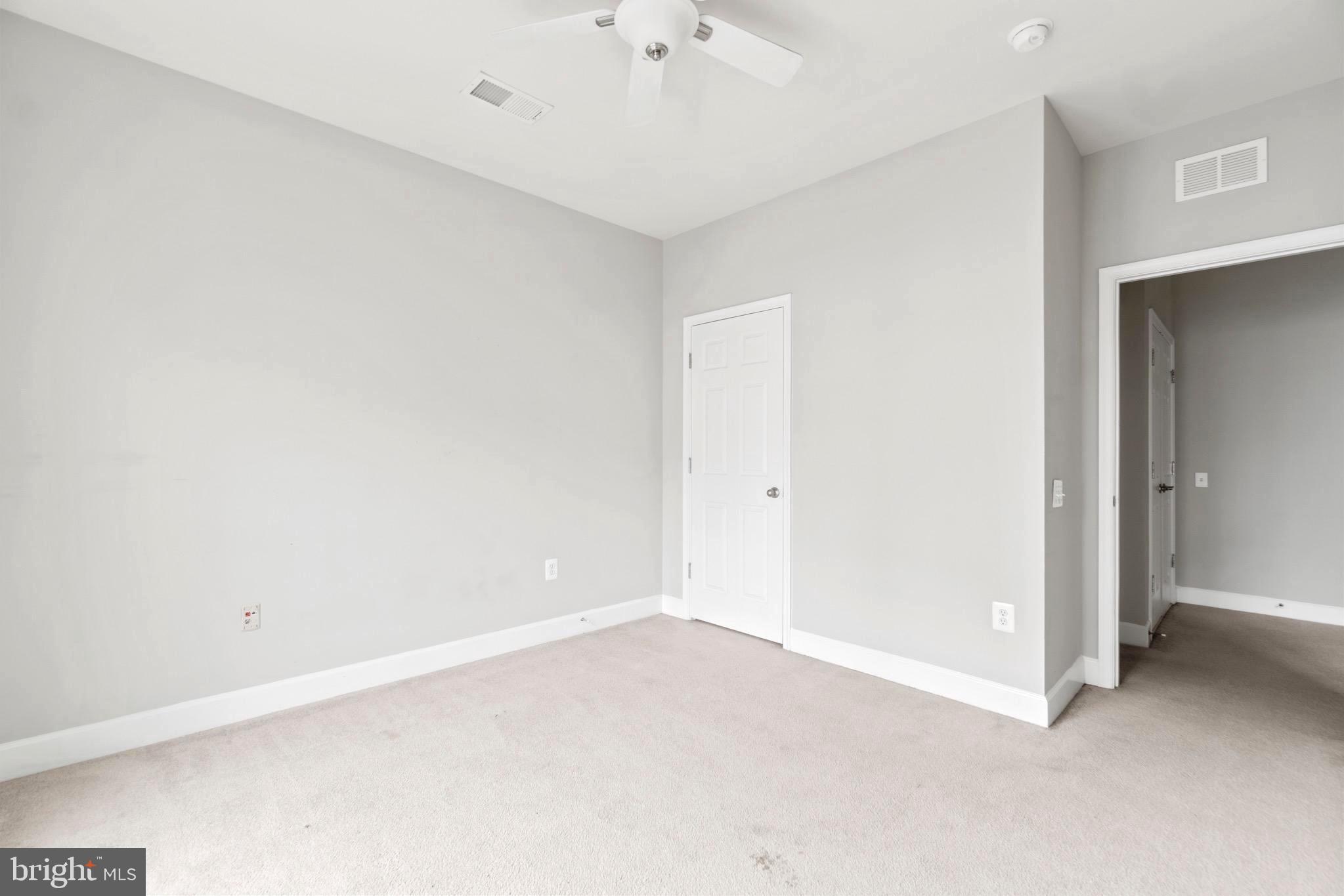 2263 Oberlin Drive Woodbridge, VA 22191 - Photo 16 of 20