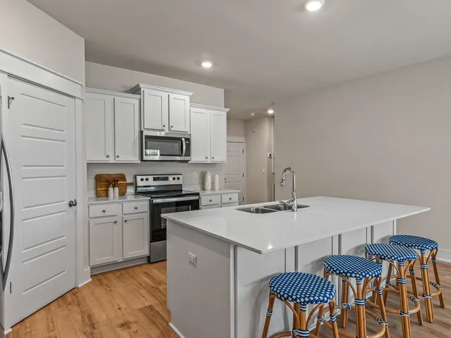 $699,000 | 3506 Starry Night Cir Street, Sopchoppy, FL 32358