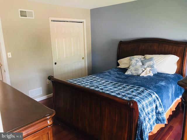92 Crestmont Court Lititz, PA 17543 - Photo 23 of 33 Bedroom #1