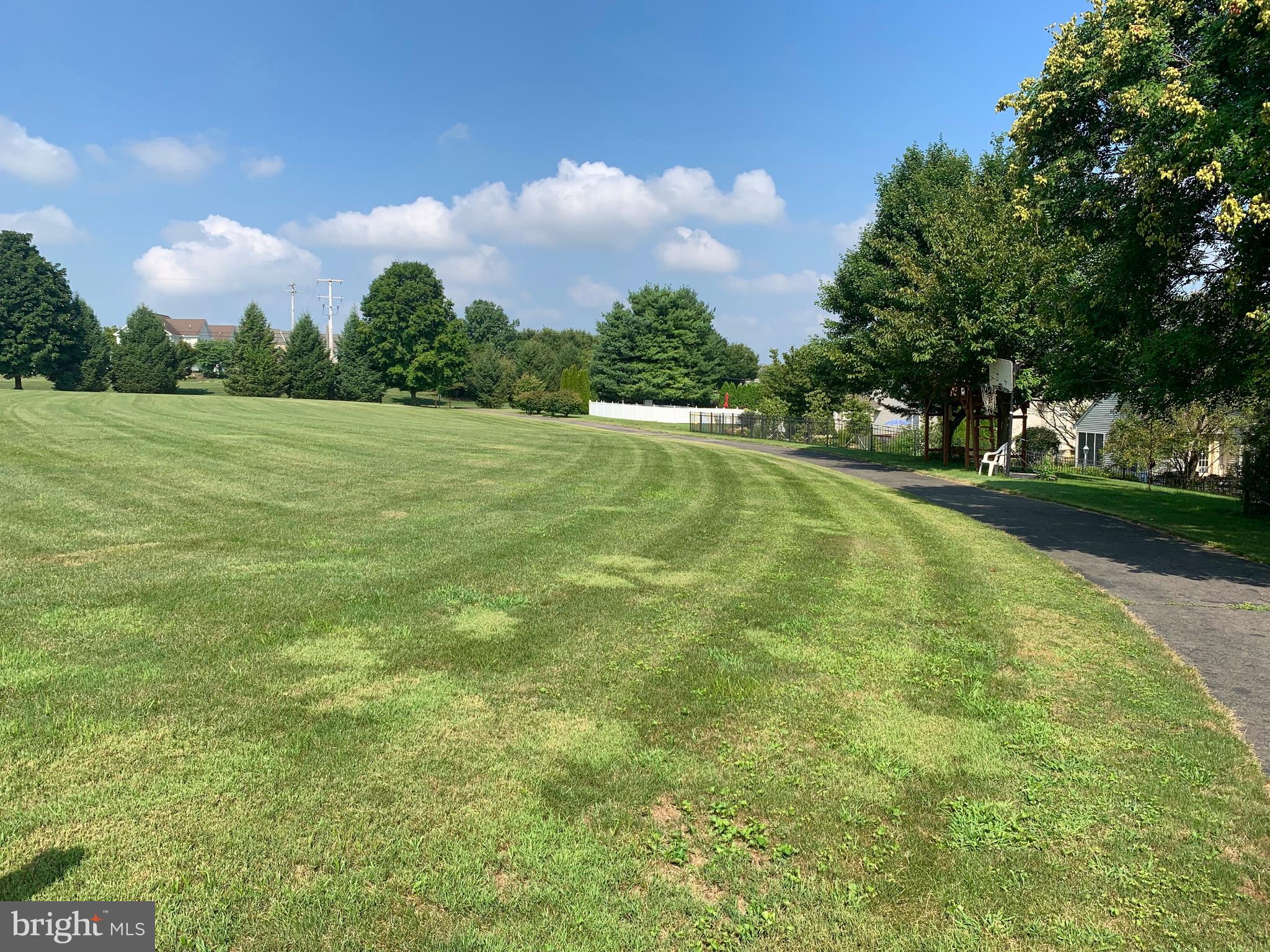 92 Crestmont Court Lititz, PA 17543 - Photo 33 of 33 Community Open Space