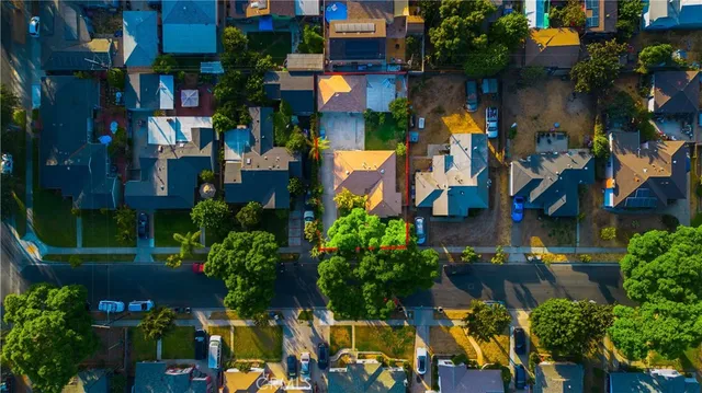 $700,000 | 11267 Sampson Avenue, Lynwood, CA 90262