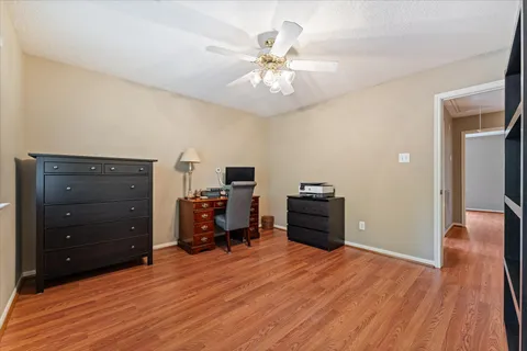 $565,000 | 55 Pinepath Place, The Woodlands, TX 77381