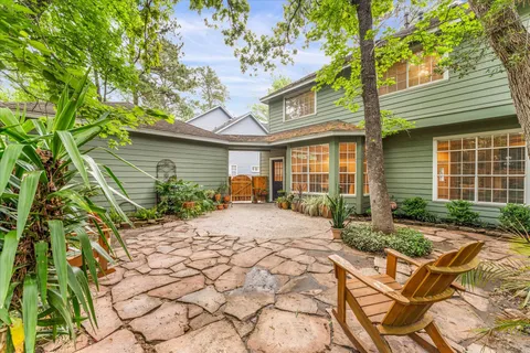 $565,000 | 55 Pinepath Place, The Woodlands, TX 77381