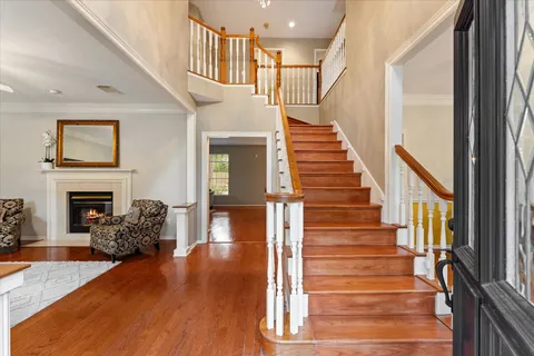 $565,000 | 55 Pinepath Place, The Woodlands, TX 77381