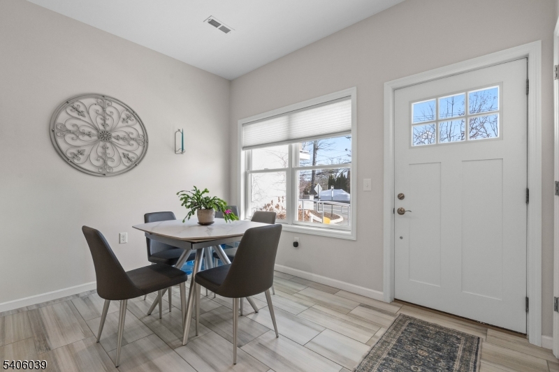 165 Lakeside Road, Unit 8 West Milford, NJ 07421 - Photo 2 of 41