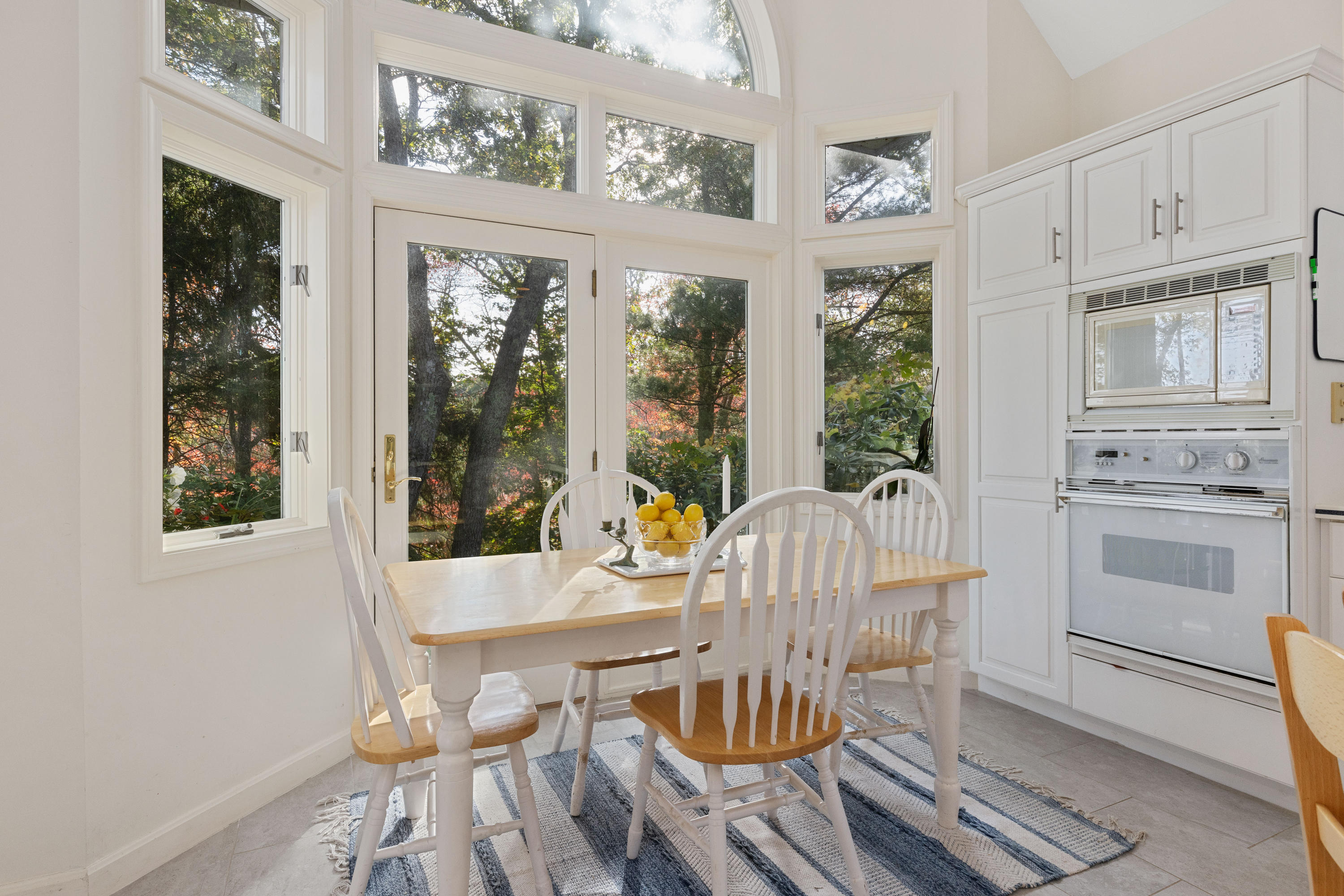 461 South Main Street Centerville, MA 02632 - Photo 13 of 52 461SMaLR-19