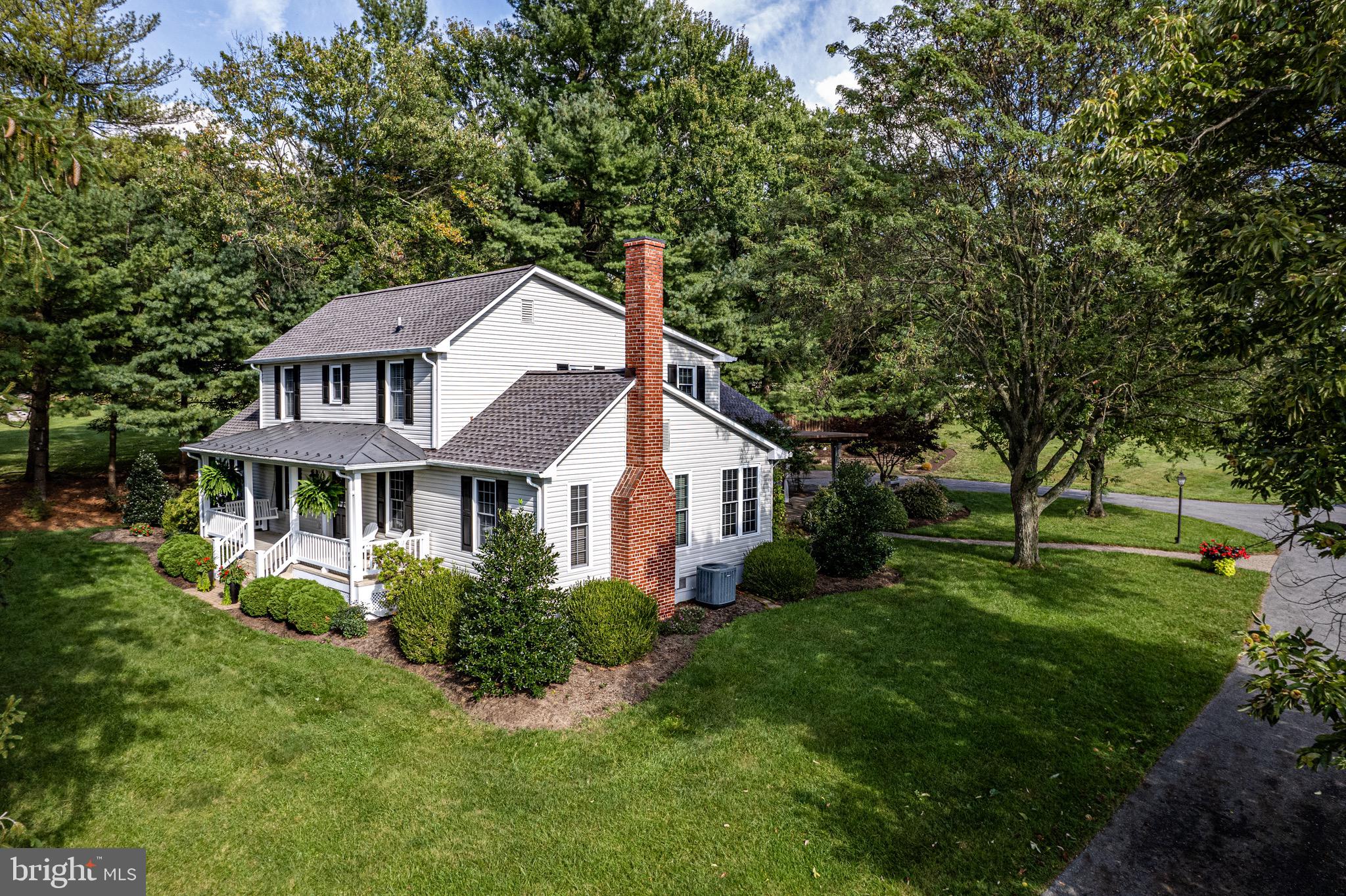 879 Long Corner Road Mount Airy, MD 21771 - Photo 4 of 68