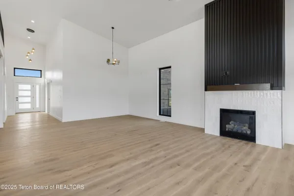 $1,375,000 | 1169 Prairie Dog Way, Driggs, ID 83422