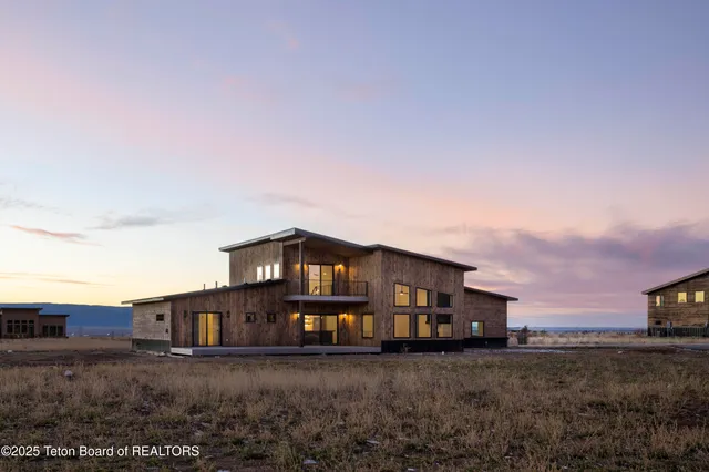 $1,375,000 | 1169 Prairie Dog Way, Driggs, ID 83422