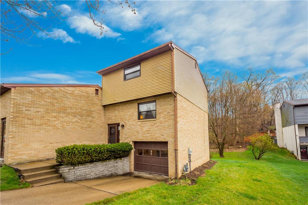 88 Locust Ridge Drive Pittsburgh, PA 15209 - Photo 2 of 22