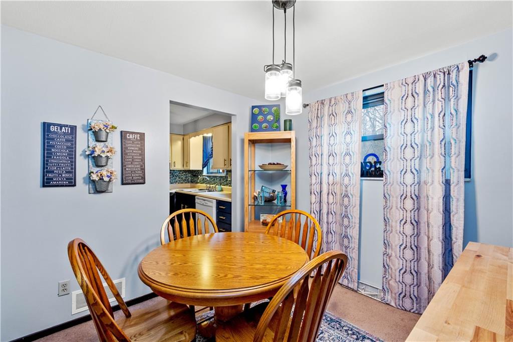 88 Locust Ridge Drive Pittsburgh, PA 15209 - Photo 10 of 22