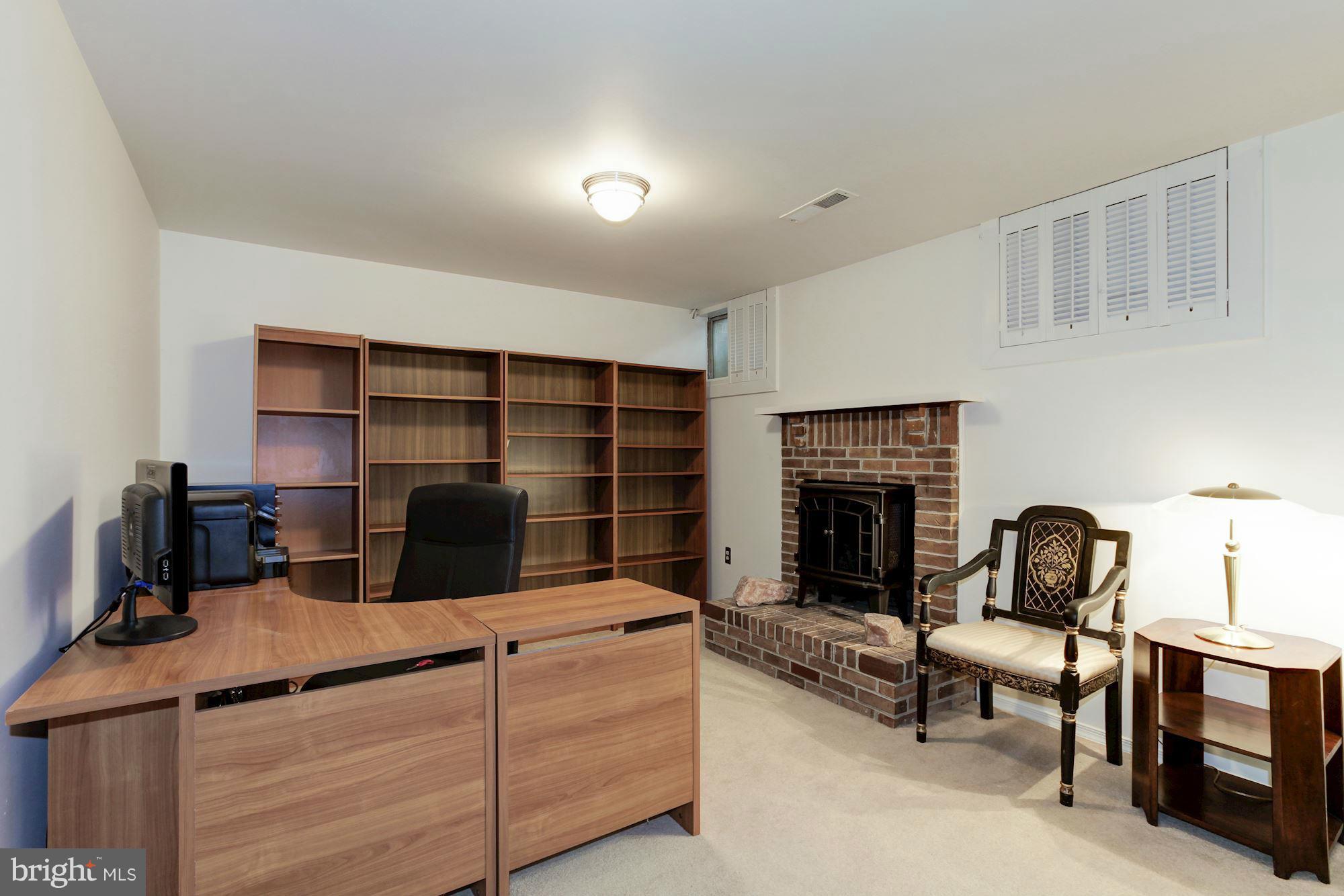 2036 Derby Ridge Lane, Unit 34 Silver Spring, MD 20910 - Photo 23 of 30 Community