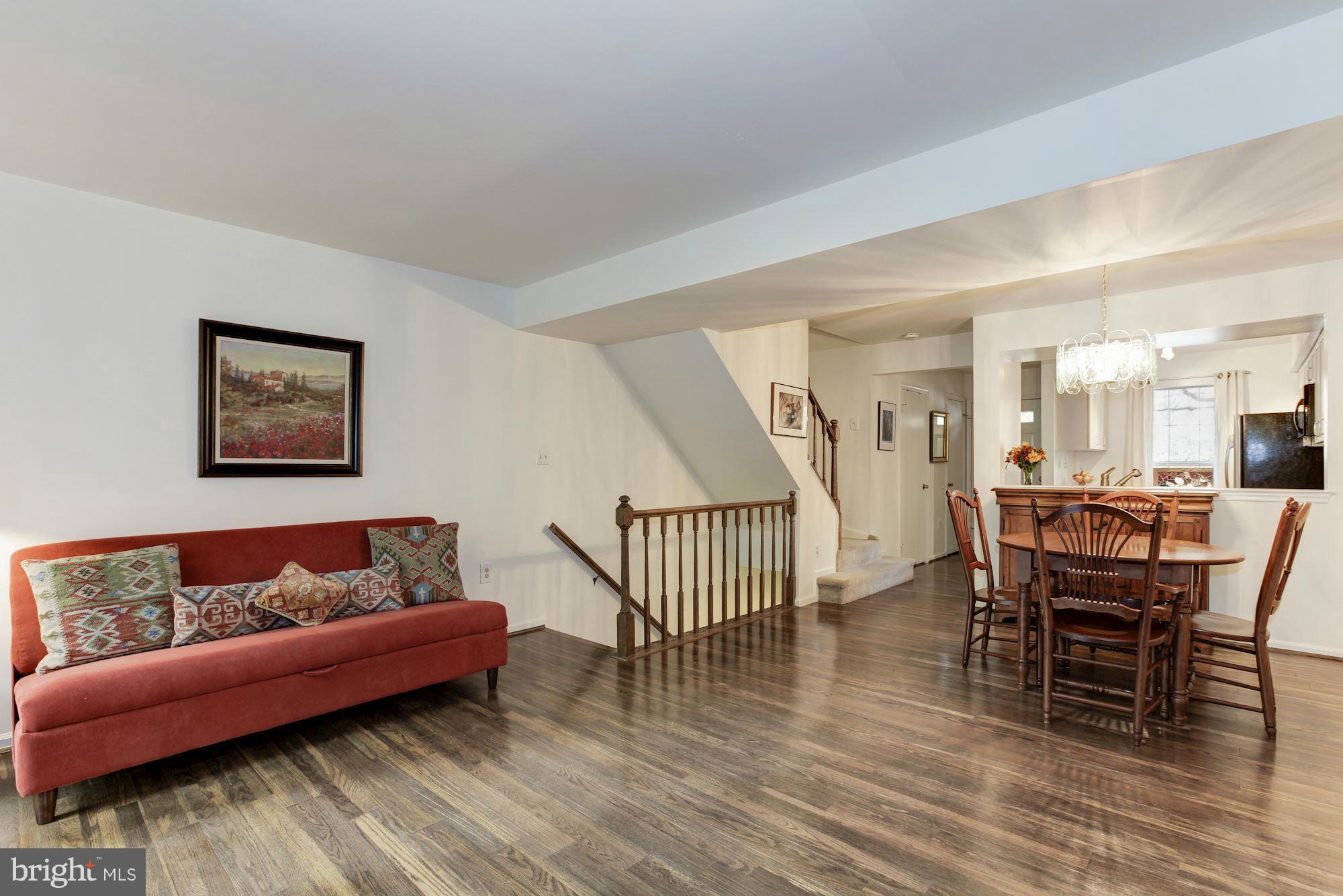 2036 Derby Ridge Lane, Unit 34 Silver Spring, MD 20910 - Photo 6 of 30 Living Room
