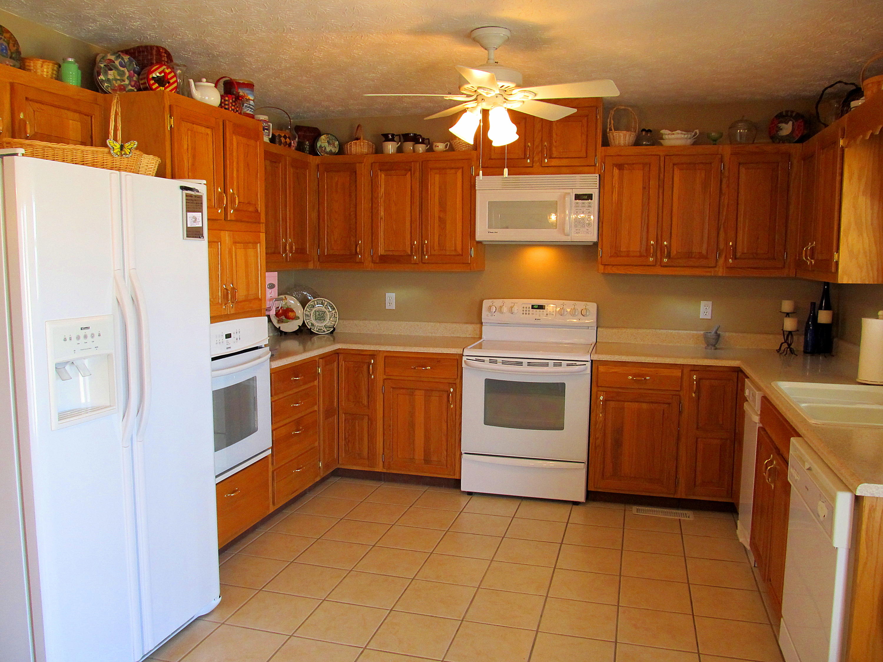 112 Amaryllis Road Newport, TN 37821 - Photo 15 of 40 Kitchen