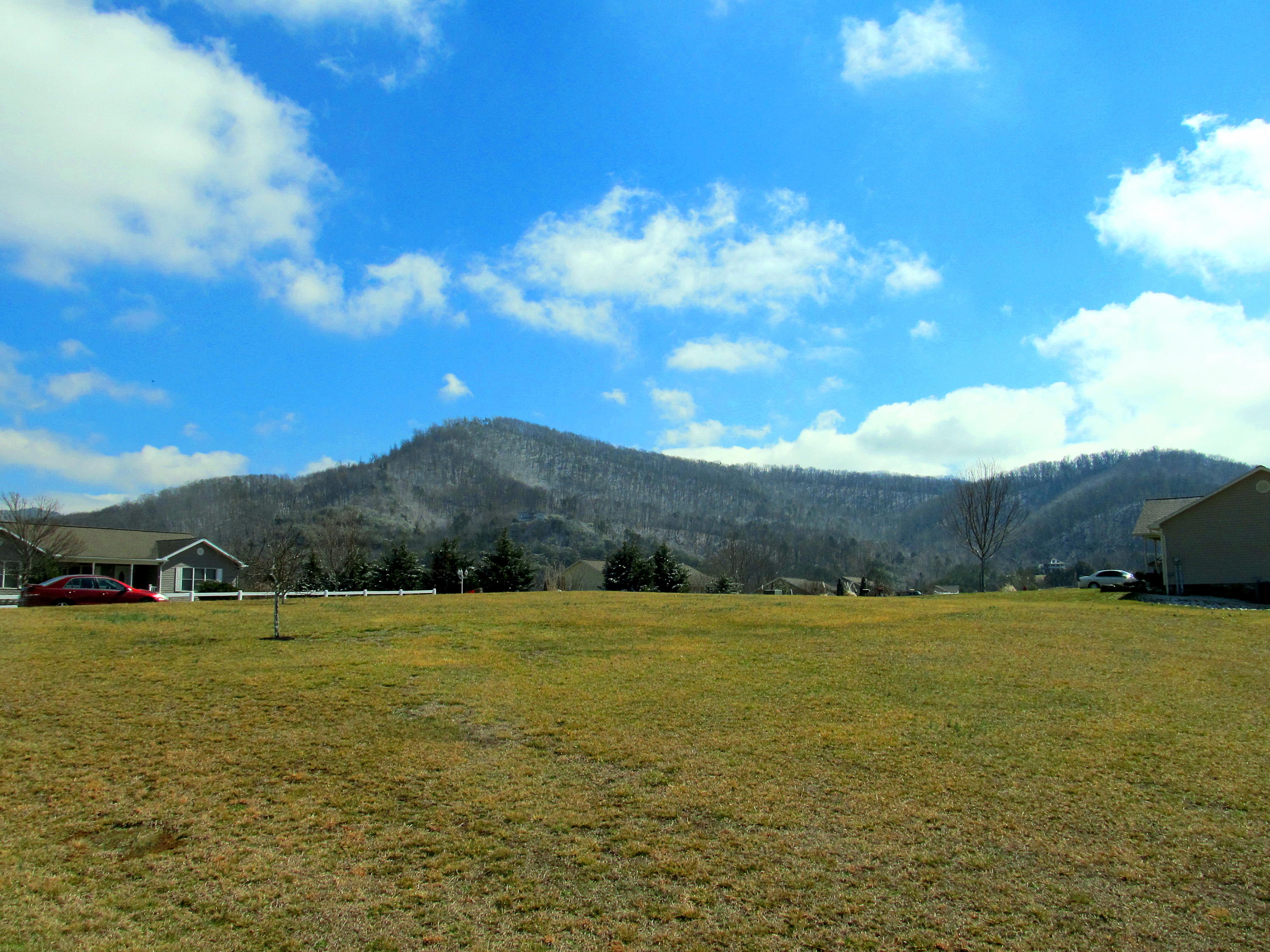 112 Amaryllis Road Newport, TN 37821 - Photo 5 of 40 Mountain views