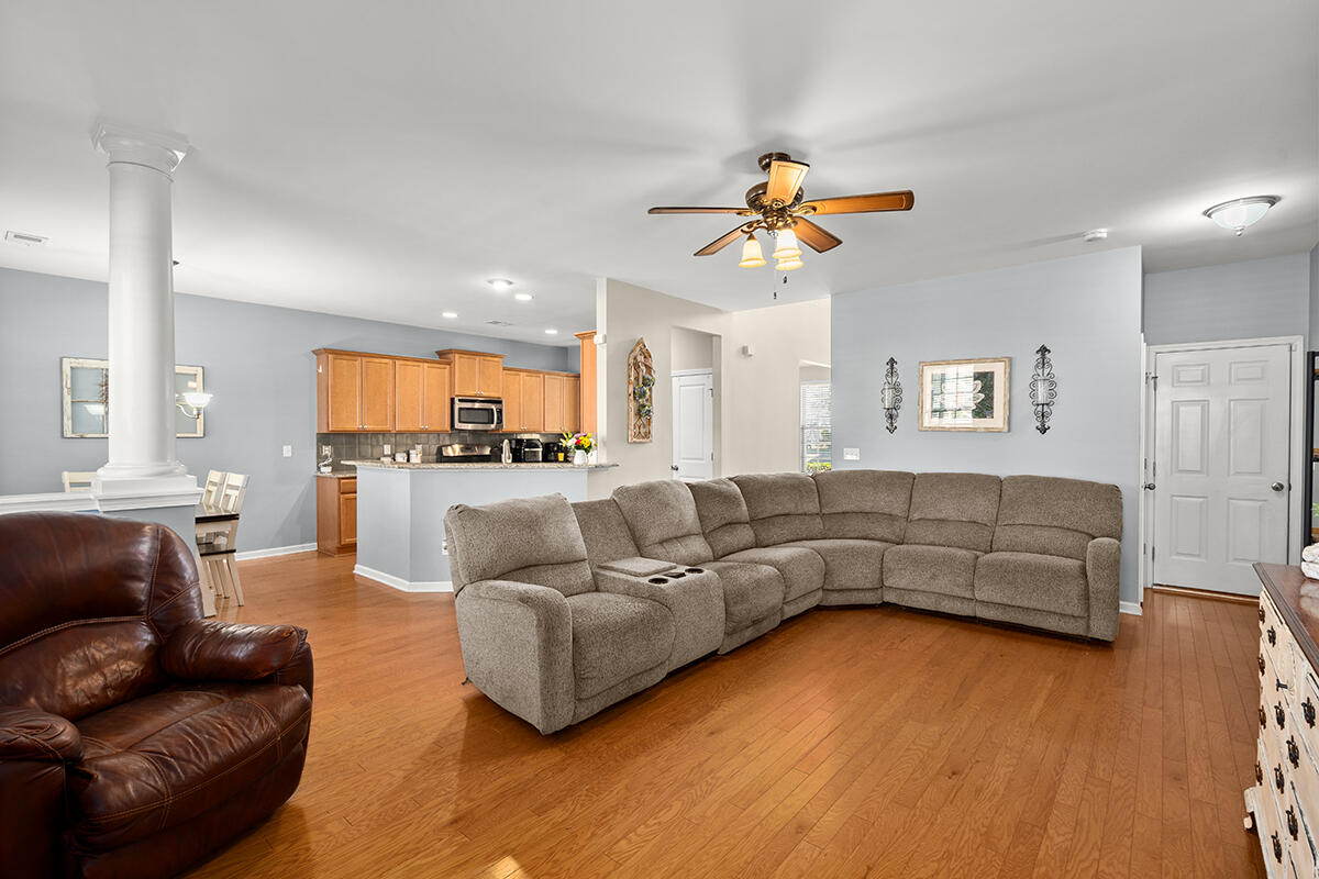 134 Hickory Ridge Way Summerville, SC 29483 - Photo 11 of 35 12