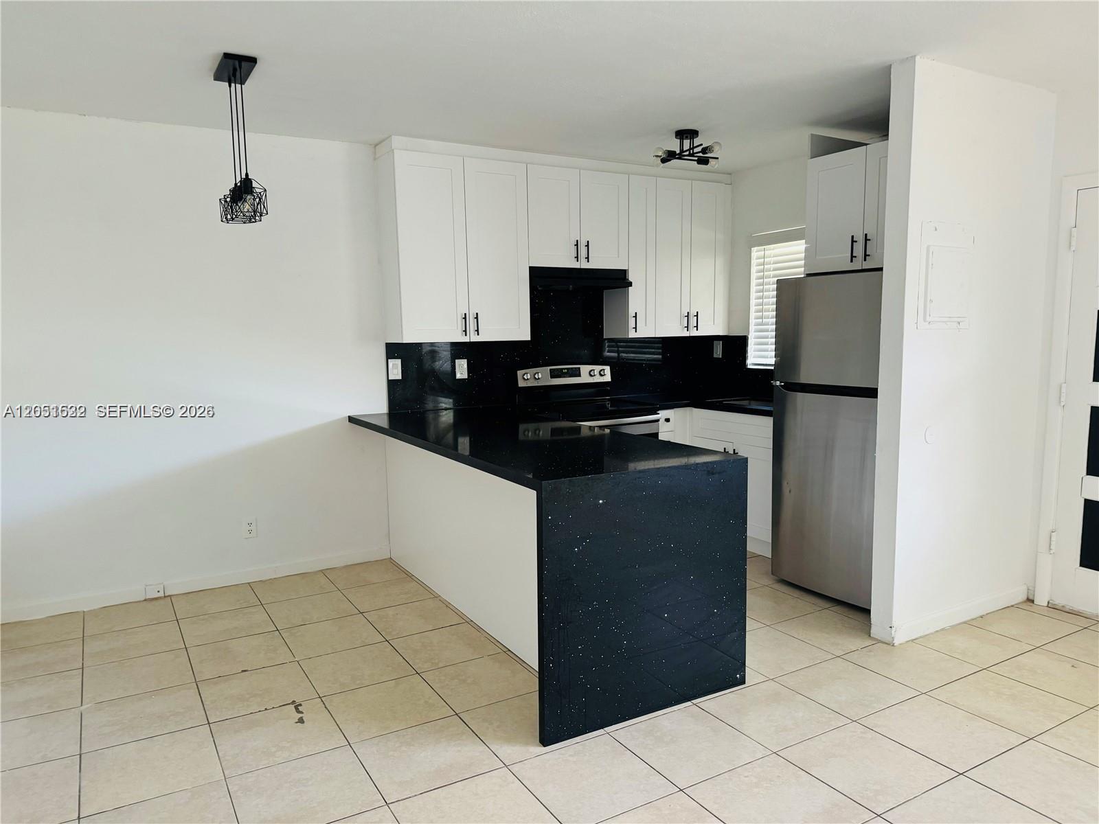 1755 Northeast 116th Road, Unit 17 North Miami, FL 33181 - Photo 15 of 19