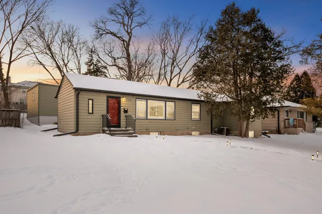 $489,000 | 2710 Salem Avenue, St. Louis Park, MN 55416