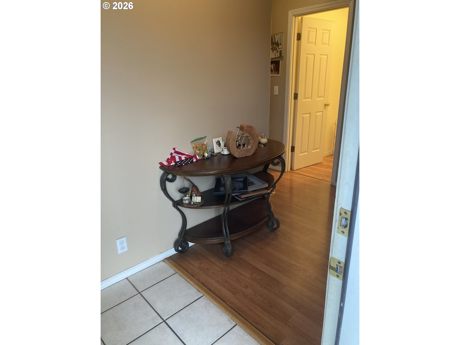 2499 North Holladay Street Cornelius, OR 97113 - Photo 9 of 26 a living room with furniture and a window