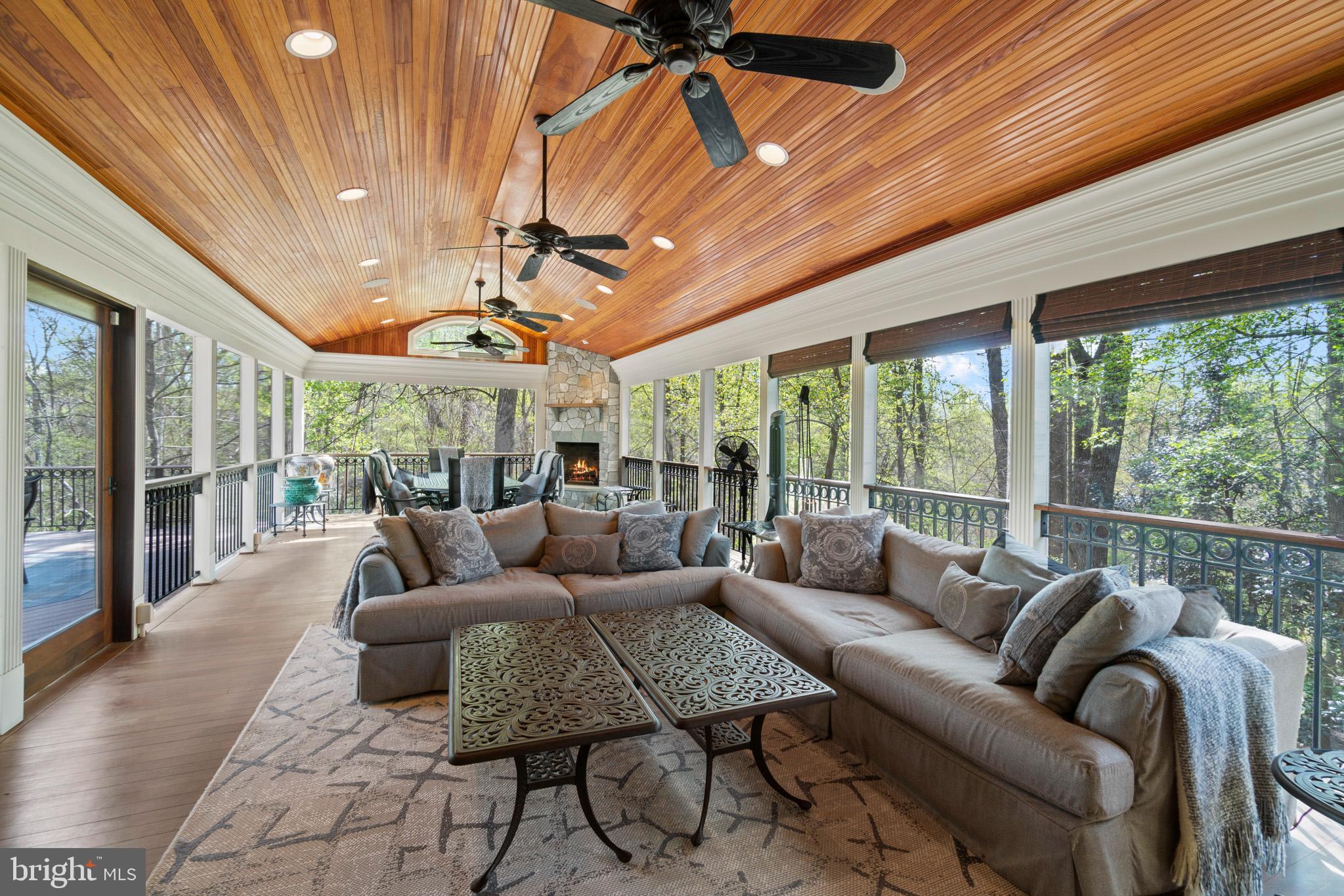 11264 Bright Pond Lane Reston, VA 20194 - Photo 17 of 57