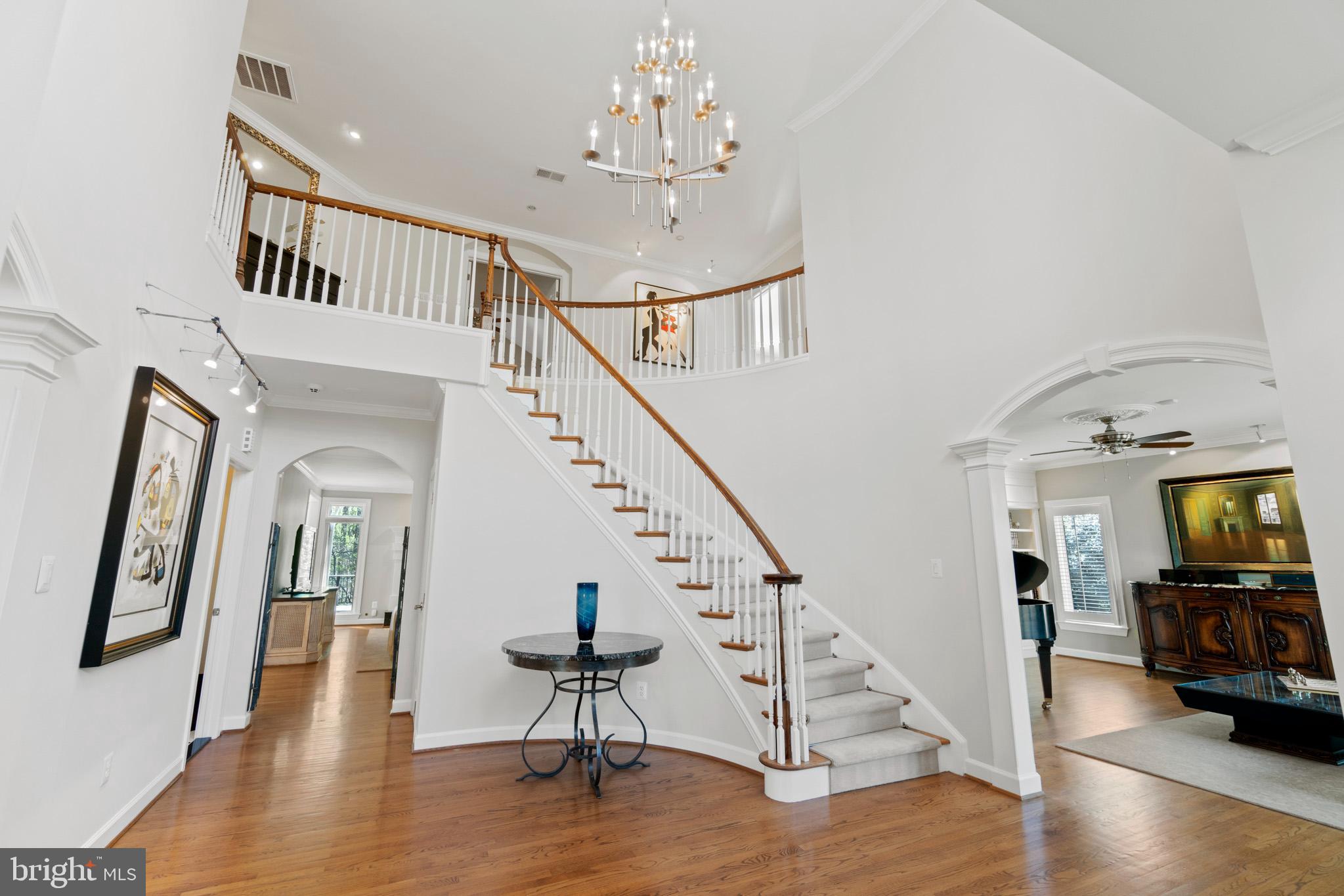 11264 Bright Pond Lane Reston, VA 20194 - Photo 4 of 57