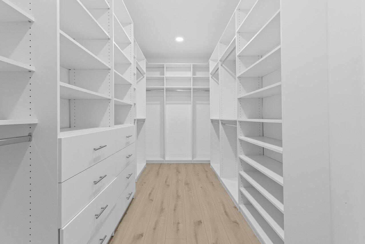 2611 Northeast 49th Street Lighthouse Point, FL 33064 - Photo 29 of 56 Primary Closet