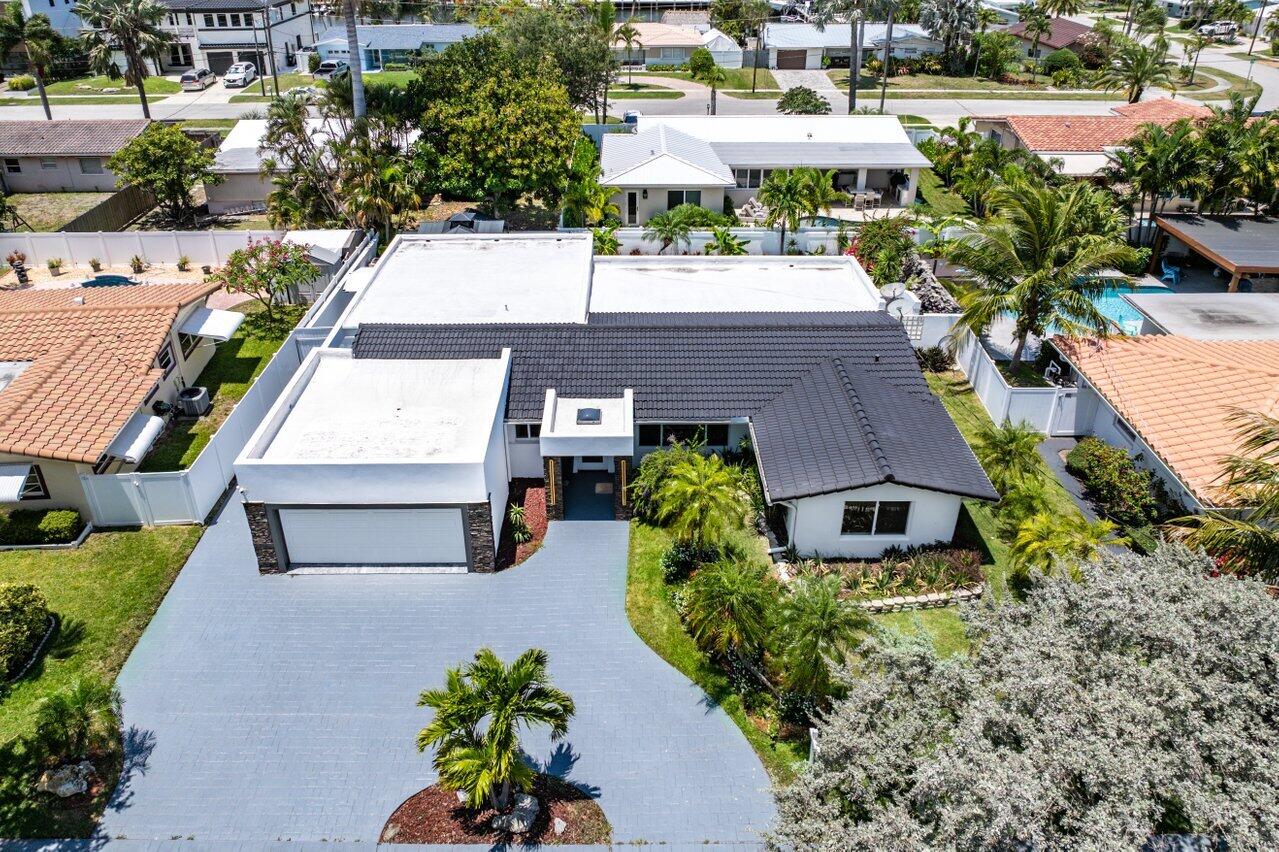 2611 Northeast 49th Street Lighthouse Point, FL 33064 - Photo 39 of 56 Aerial 1