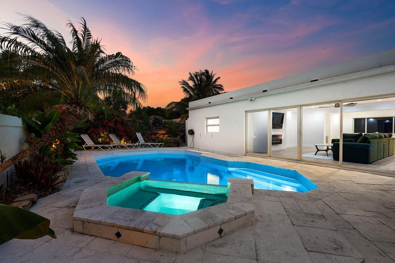 2611 Northeast 49th Street Lighthouse Point, FL 33064 - Photo 51 of 56 Twilight Pool/Spa SE