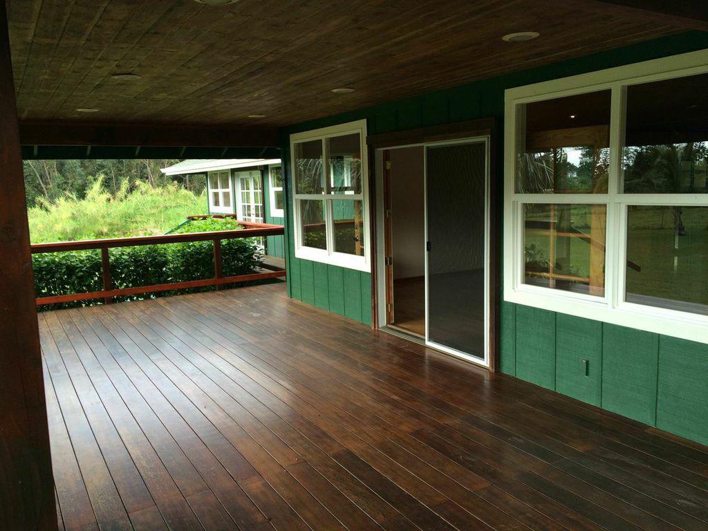 851 Peahi Road Haiku, HI 96708 - Photo 20 of 30 a view of porch with wooden floor