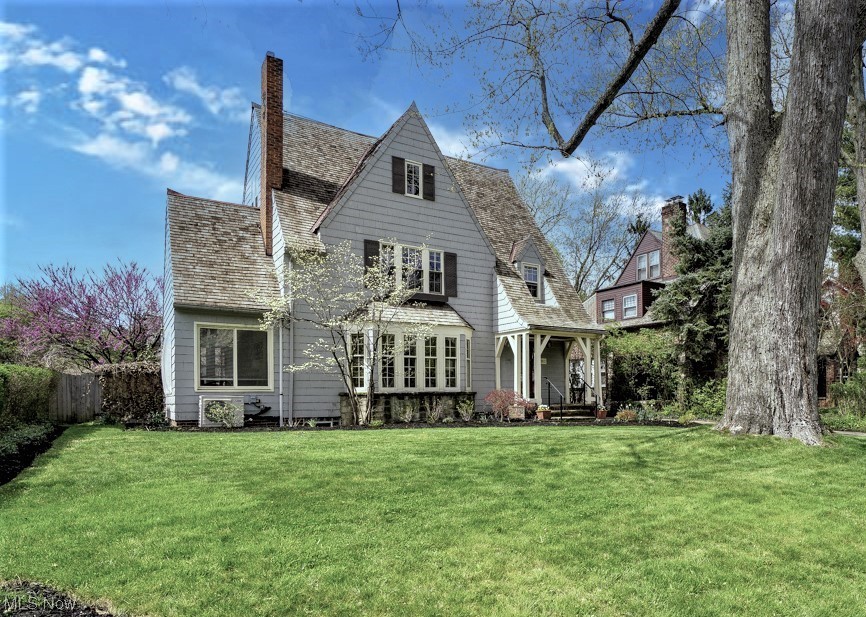 3162 Huntington Road Cleveland, OH 44120 - Photo 1 of 35 Gallery Image 1
