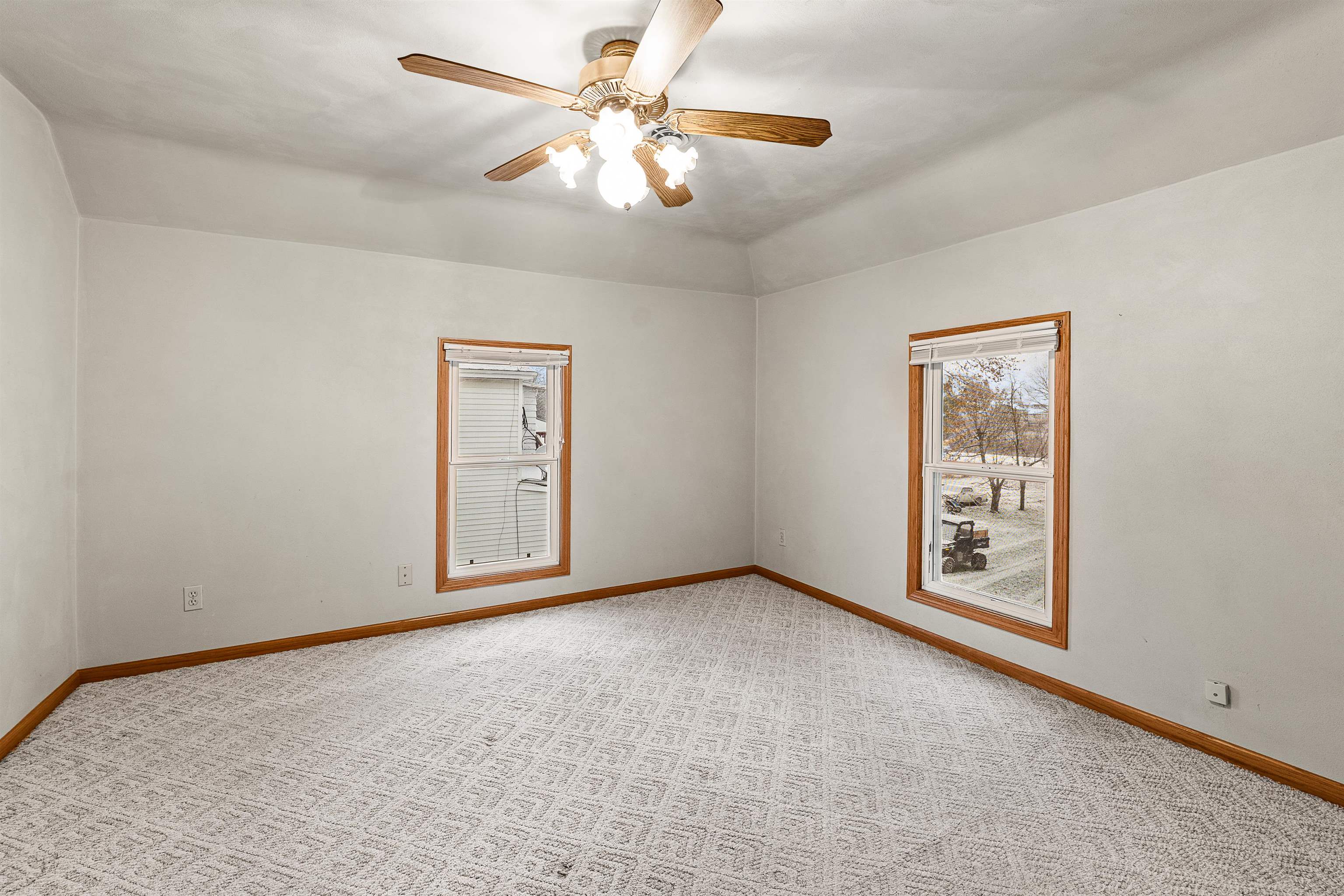 673 South Center Street Beaver Dam, WI 53916 - Photo 12 of 21