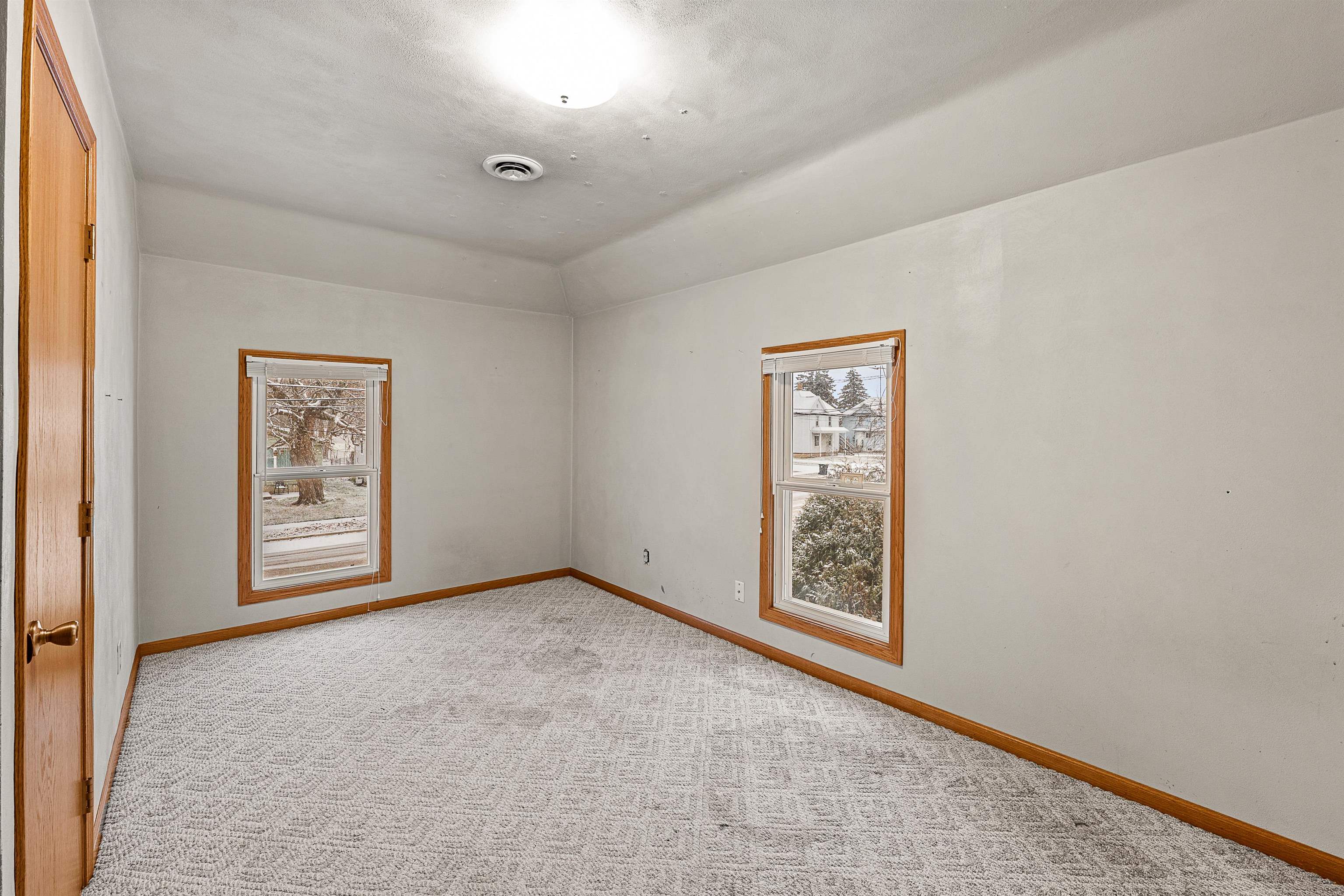 673 South Center Street Beaver Dam, WI 53916 - Photo 16 of 21