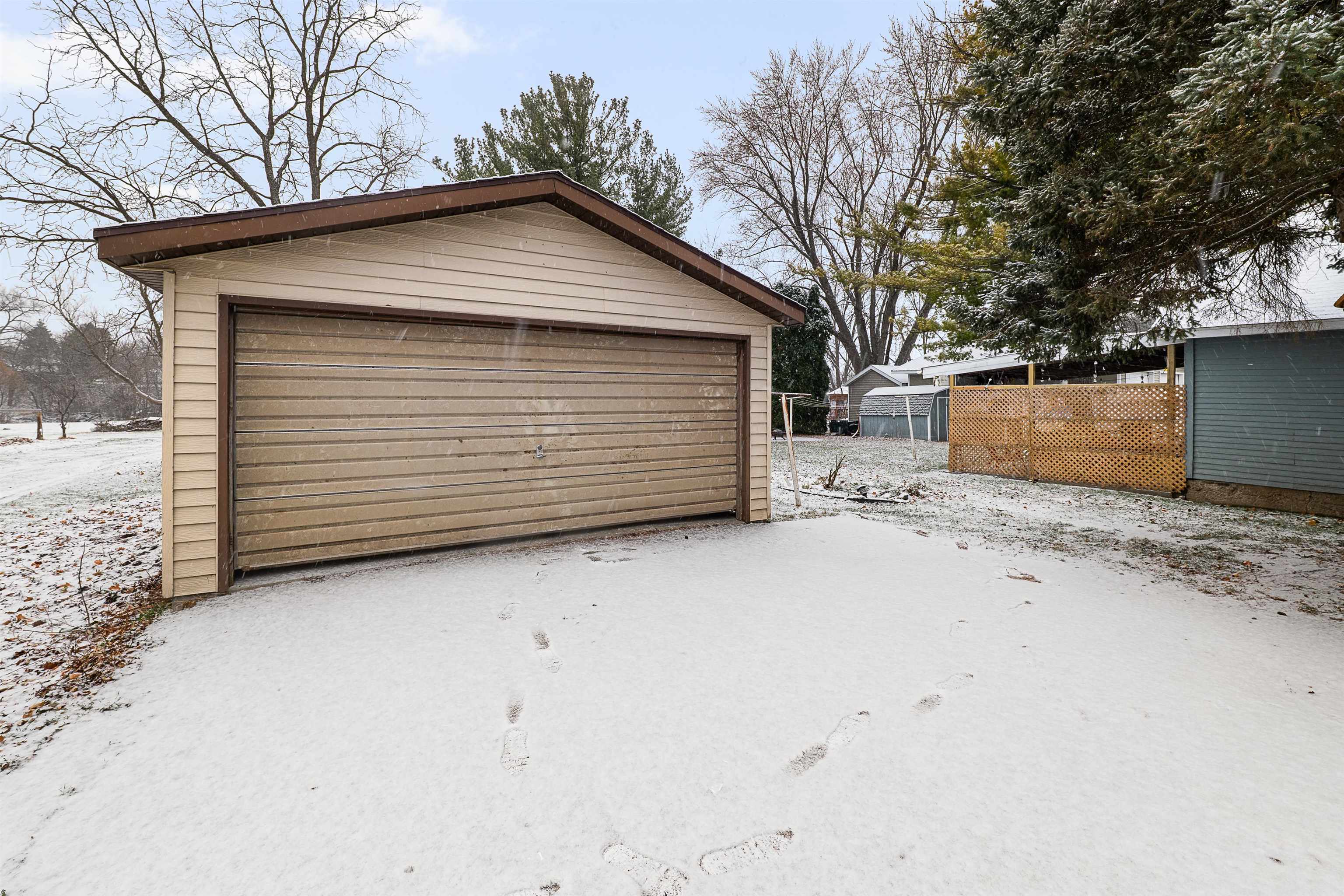 673 South Center Street Beaver Dam, WI 53916 - Photo 20 of 21