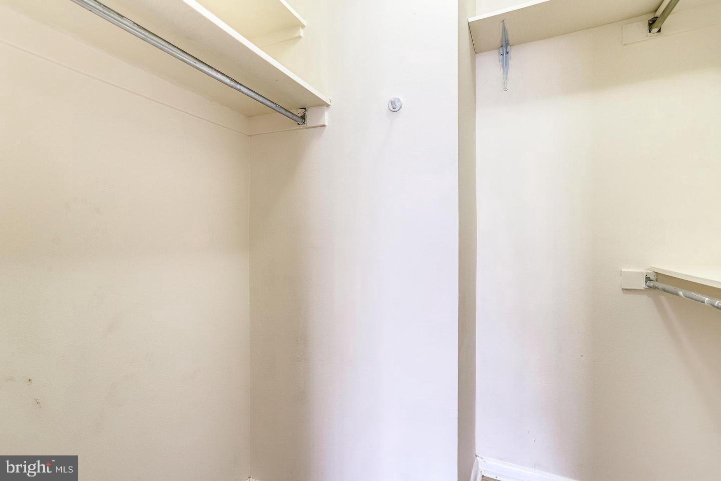 5501 Seminary Road, Unit 2001S Falls Church, VA 22041 - Photo 11 of 15