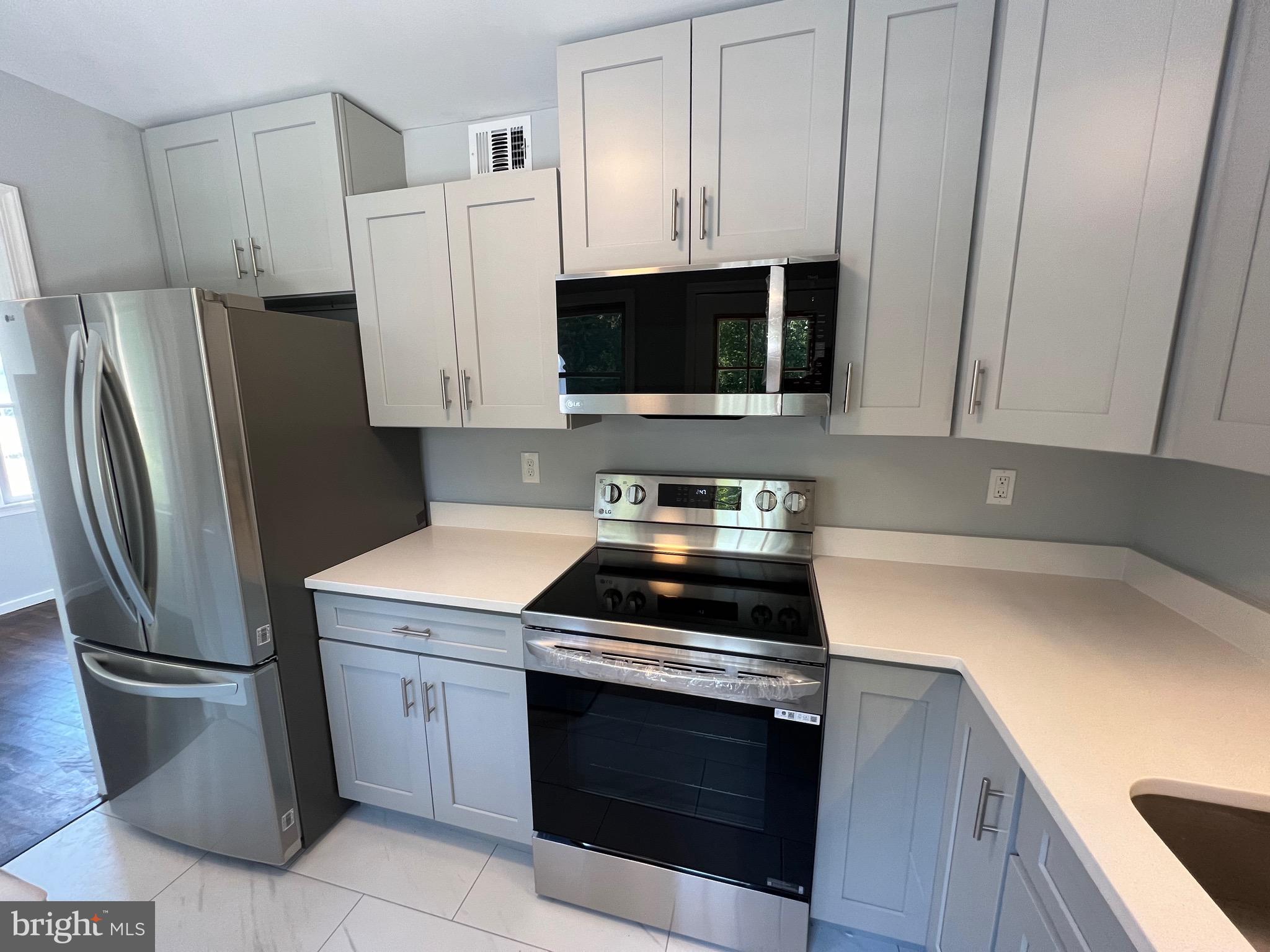 1927 Griffith Road Falls Church, VA 22043 - Photo 8 of 30