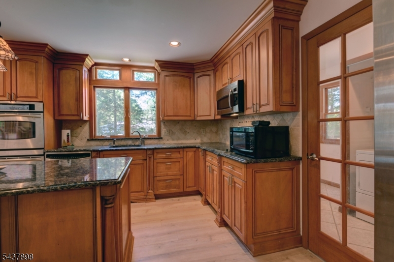 34 Knoll Road Wayne, NJ 07470 - Photo 16 of 50