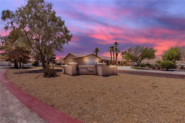 $829,999 | 825 West Ryan Avenue, Overton, NV 89040