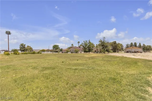 $829,999 | 825 West Ryan Avenue, Overton, NV 89040