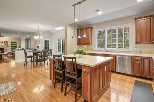 $1,150,500 | 11 Southwind Drive, Flanders, NJ 07836