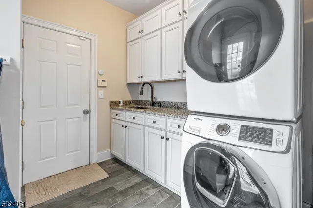 $1,150,500 | 11 Southwind Drive, Flanders, NJ 07836